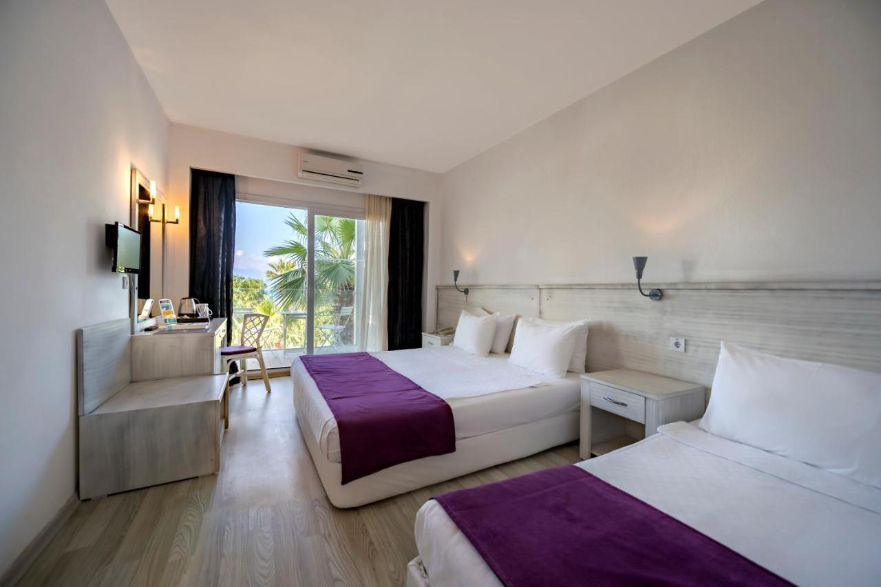 Charm Beach Hotel Akyarlar Ngoại thất bức ảnh
