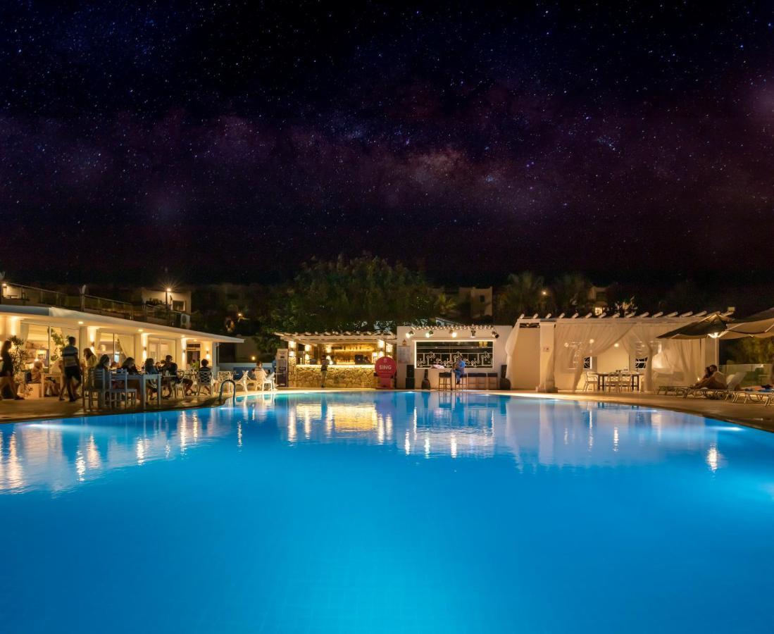 Charm Beach Hotel Akyarlar Ngoại thất bức ảnh