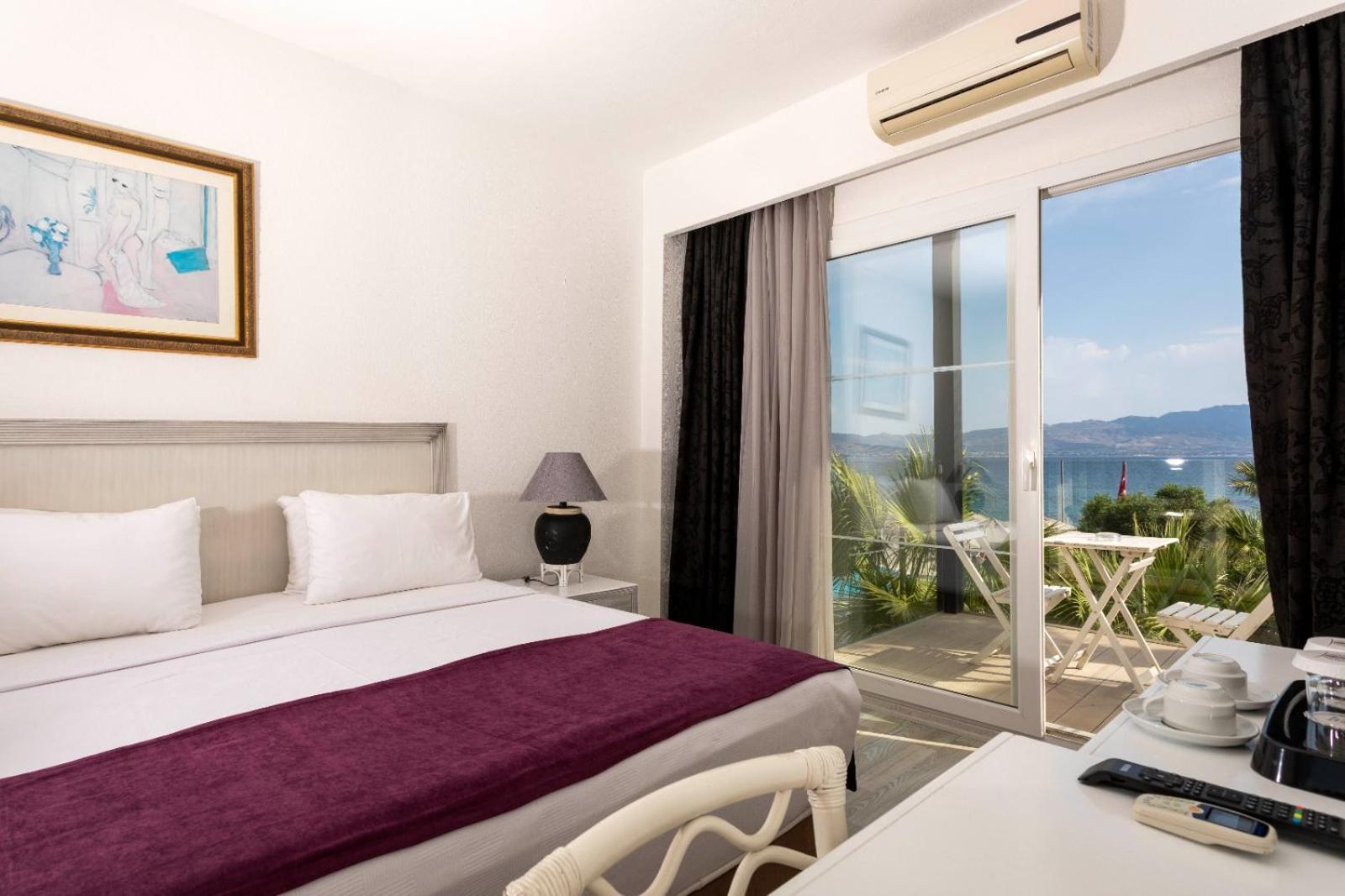 Charm Beach Hotel Akyarlar Ngoại thất bức ảnh